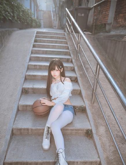 漂亮阿的性教育2在线观看