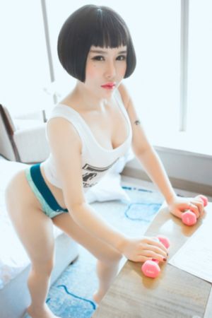 欧美猛男男办公室激情