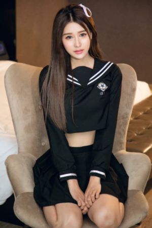校花喂我乳我脱她胸罩免费视频