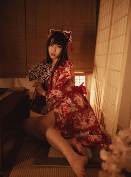 巴拉拉小魔仙之彩虹心石