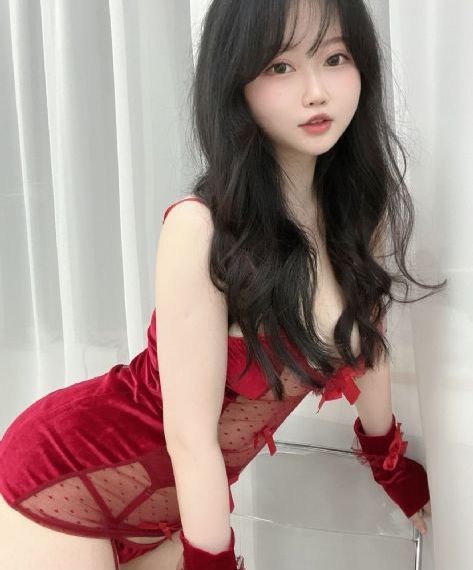 漂亮的女邻居4