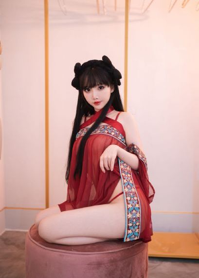 撕掉她的衣服 全光版